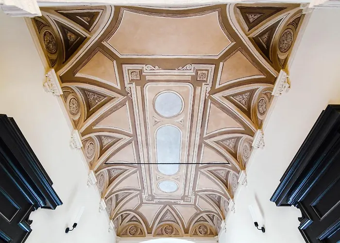 Cathedral - The House Of Travelers 아파트 코모