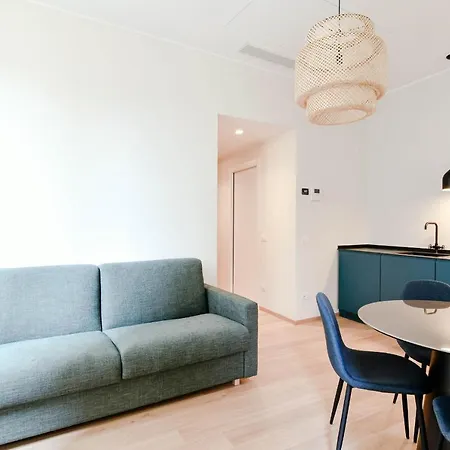 Cathedral - The House Of Travelers コモ